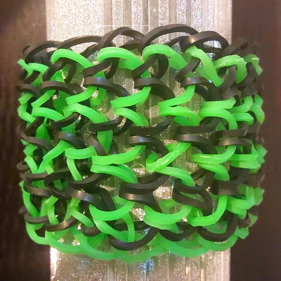 Dragon scale bracelet - Picture 2 of 4